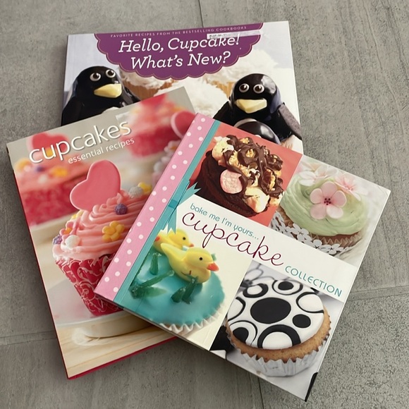 Cupcake Cook Books - Picture 10 of 10